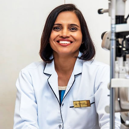 Dr. Anju K. Vohra - Best Eye Surgeon in Mumbai